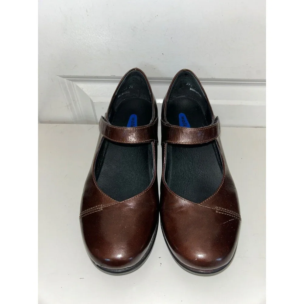 Wolky Women's Mary Jane Wedge size 38 Brown Patent Leather